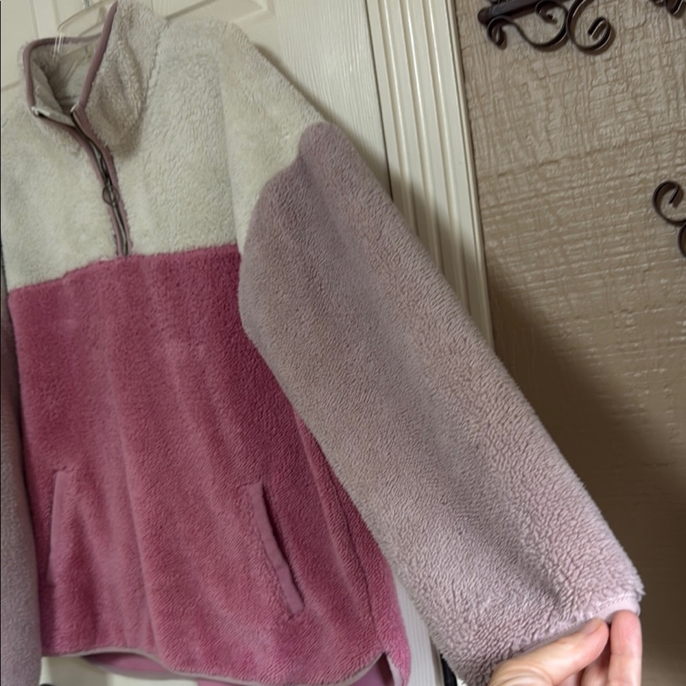 Time and Tru Pink, lavender and cream Teddy Jacket Cozy and Stylish - Picture 4 of 11